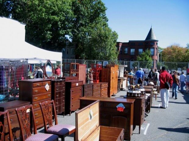 washington-dc-eastern-market-furniture-620x465
