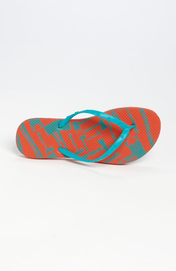 nordstrom loquia axe print flip flop 28