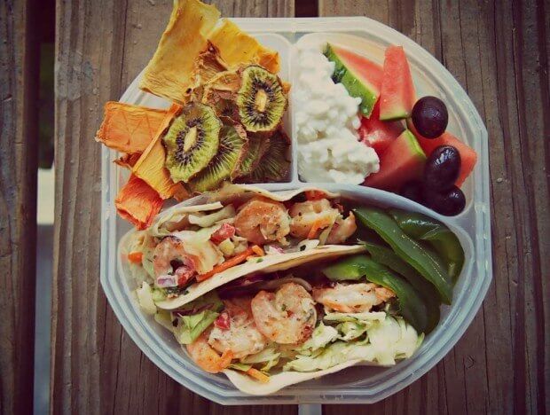 Steamed shrimp mini tacos