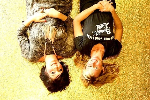 Ashley and Kate on the GGF. Notice Kate's tee: Support Your Local Beautiful Losers!