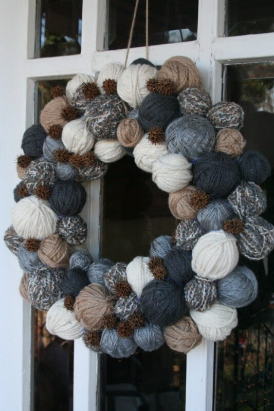Winter Yarn Ball Wreath