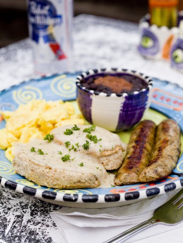 Diner standards like eggs & bacon, or biscuits & gravy, present their very best selves with the freshest local ingredients.