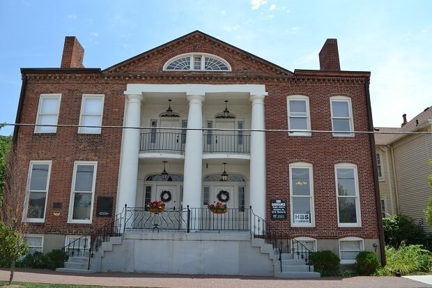 Jeffersonville by foot