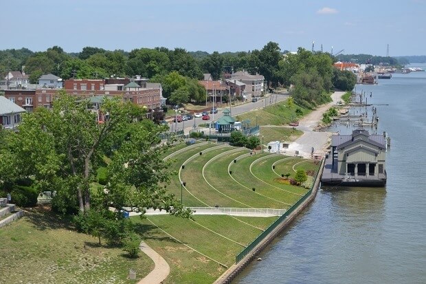 Jeffersonville by foot