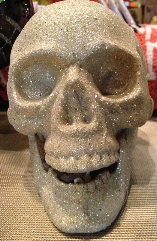 SB Obelisk Glitter Skull for Halloween