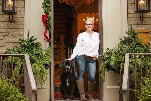 A Modern-Vintage Home, Decked Out For Christmas