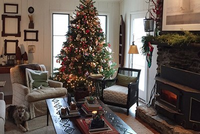 Garden District, Christmas at home