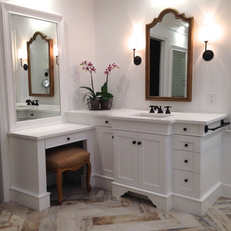 Now, Connie's finished bath will probably serve as Pinspiration for another design dreamer out there... Beautiful results!