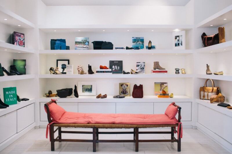 Anne Mashburn sets the bar for fashion and accessories. 
