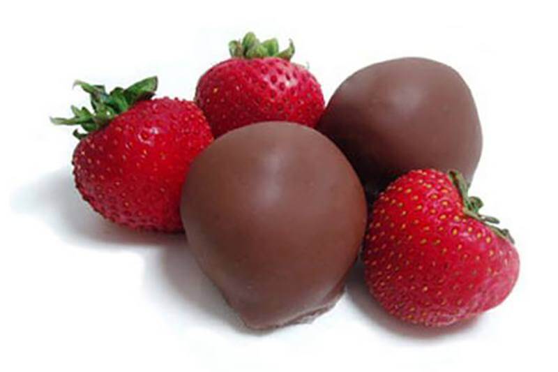 February is chocolate strawberry season at Dinstuhl’s. | Image credit: Dinstuhl’s