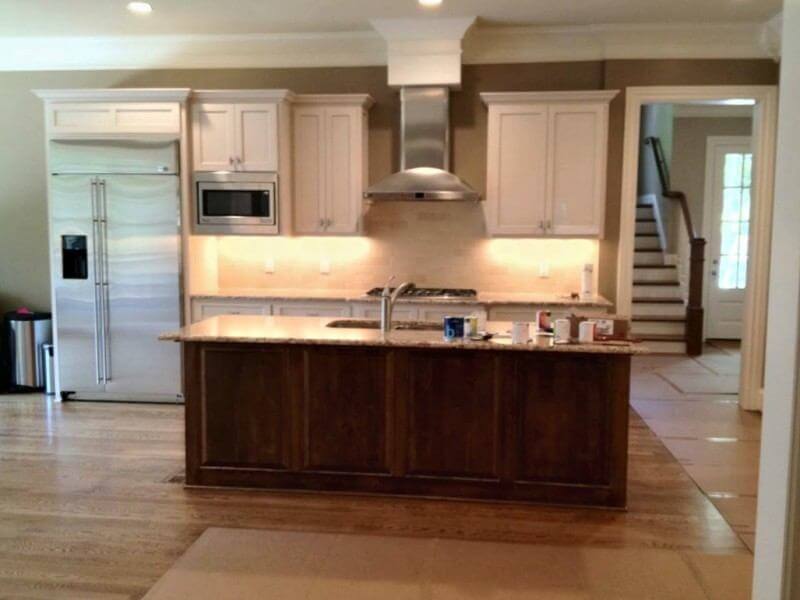 A look at the Vosswood kitchen before renovation.