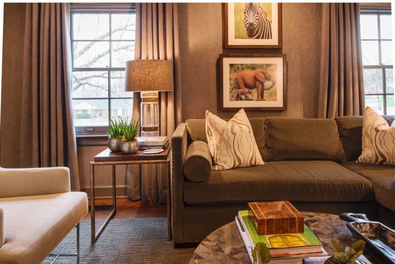 Texture and neutrals provide the perfect canvas for this den. Interior designer: Jonathan PIerce