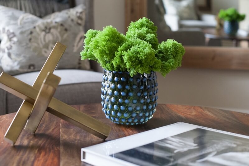 Modern Meets Rustic: A Beautifully Compatible Design Approach