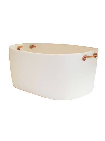 This resin champagne bucket is perfect for an outdoor wedding or party!