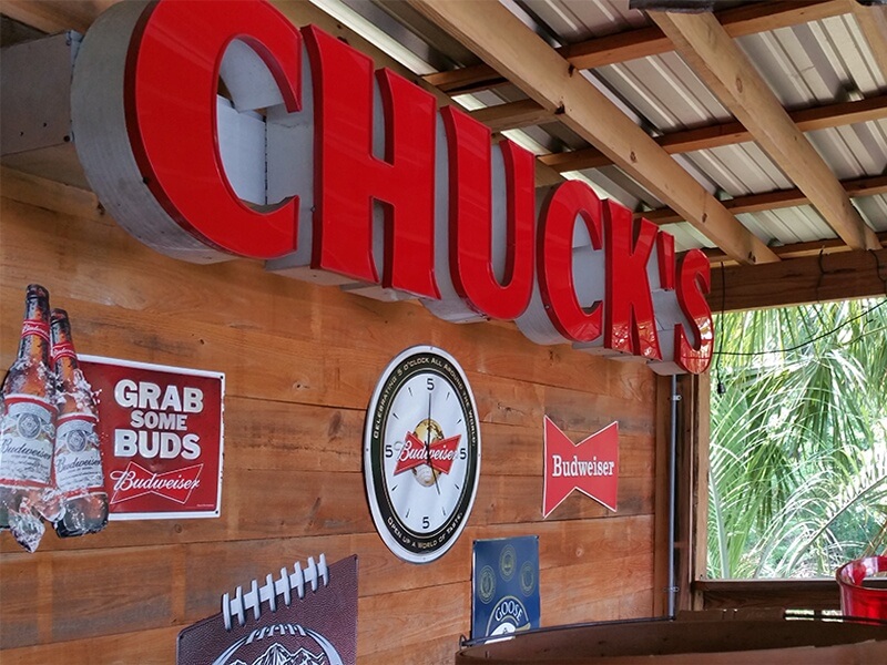 Chuckwalla's Pizza at Chuck's Marina