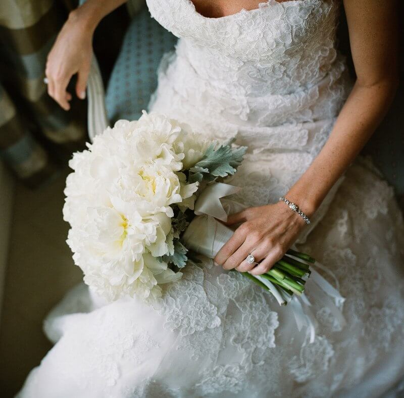 White peonies and white lace - wedding classics!