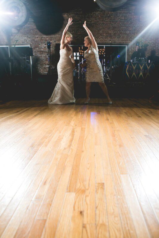 Mom and daughter had a choreographed dance routine for the guests - so fun!