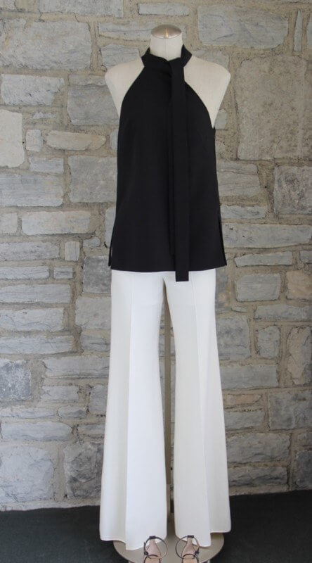 This sophisticate outfit from Jamie is flattering on nearly every figure! "What to wear in Nashville in August"