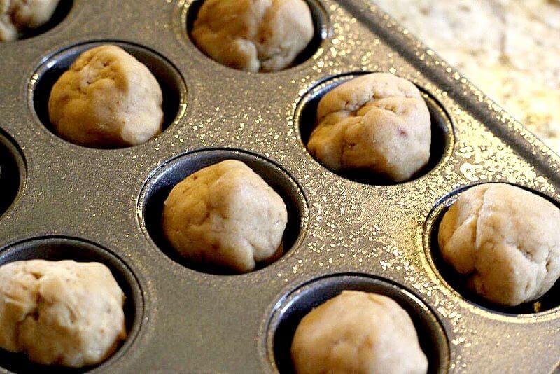 S'mores cookie cups with Nutella and marshmallows: the dough balls getting ready to cook