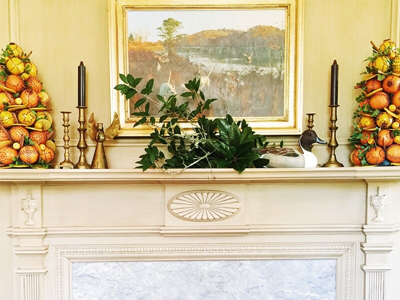 Citrus decorated with cloves are perennially classic and beautiful holiday accents and easy to create at home!