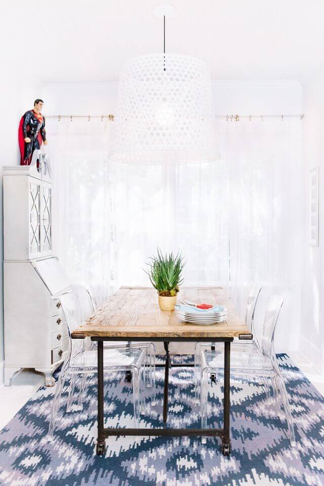 Dining room table