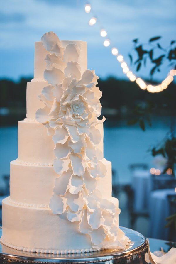 Beautiful wedding cake