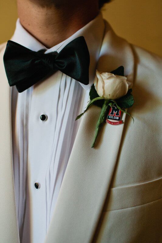 Bryant wore a tribute to his grandfather on his lapel.