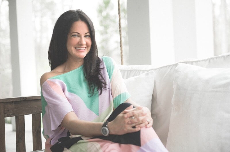 FEATURED Erica Hanks