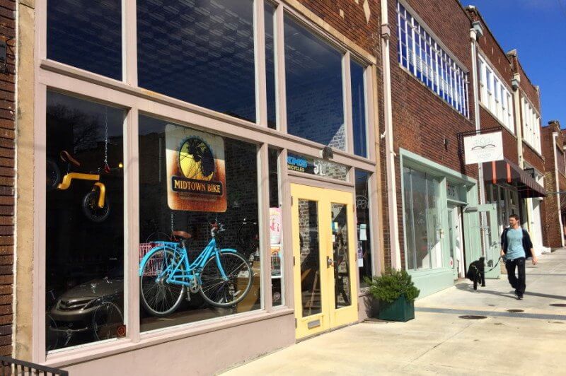 hip shopping = south main!
