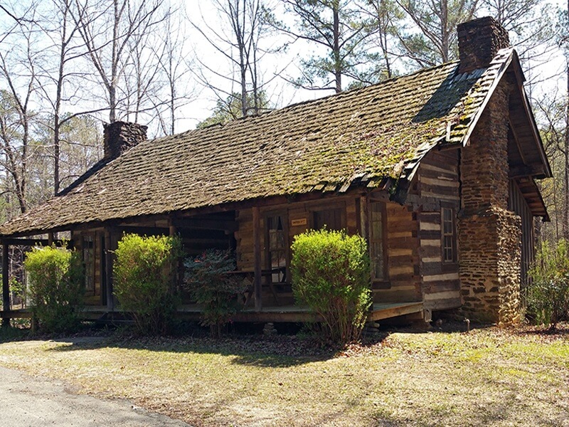 cabin at Tannehill