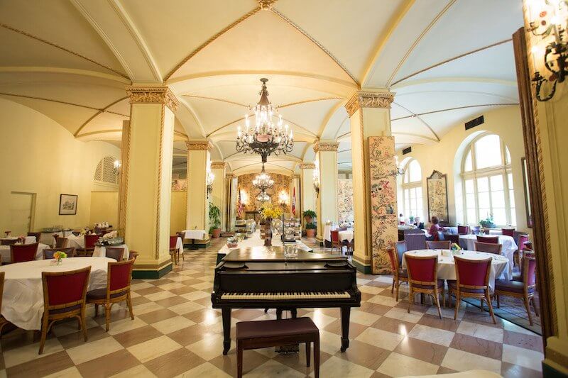 The Arlington's Venetian Dining Room has impressive architectural and design features .
