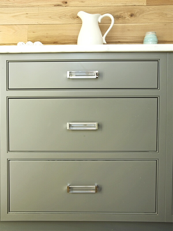 Lucite pulls | Image: Meg McKinney Lucite pulls | Image: Meg McKinney