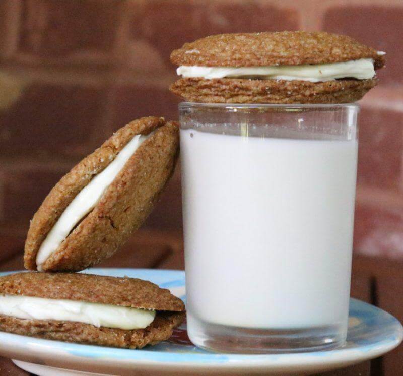 StyleBlueprint's gingersnap cream pie with milk