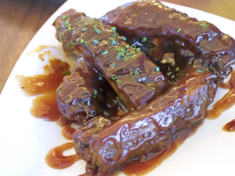 Noosh Nosh is Anoosh Shariat's new neighborhood restaurant