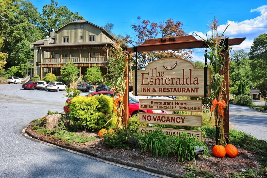 The Esmeralda Inn & Restaurant