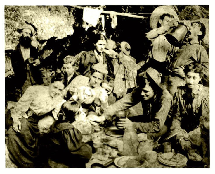 Early Rugby colonists | Image: Historic Rugby