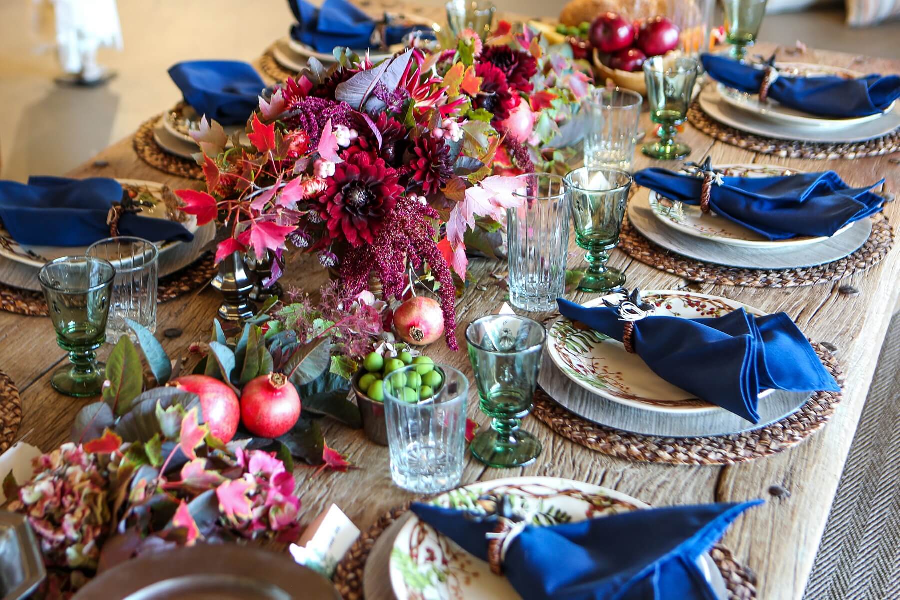 Set Your Holiday Table with StyleBlueprint! Set Your Holiday Table with StyleBlueprint!