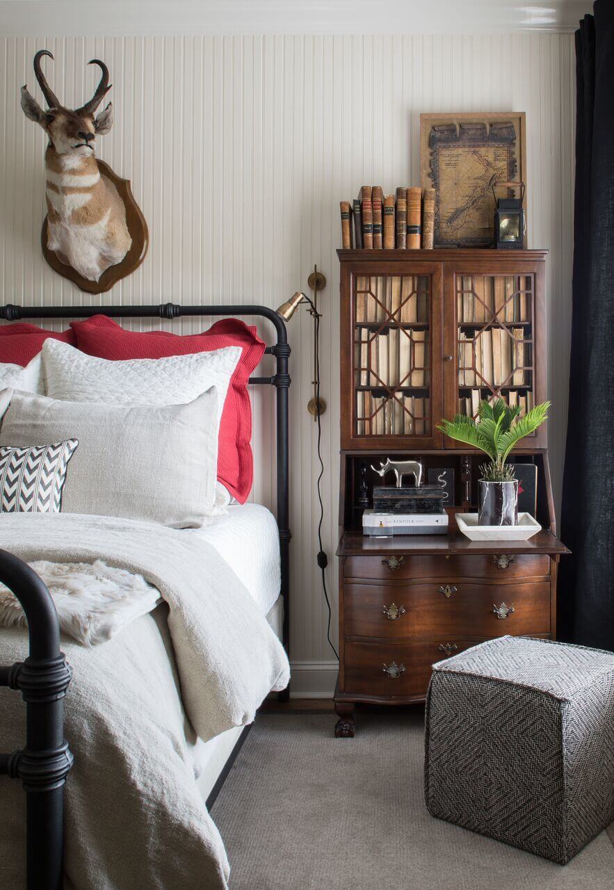 Sean Anderson bedroom