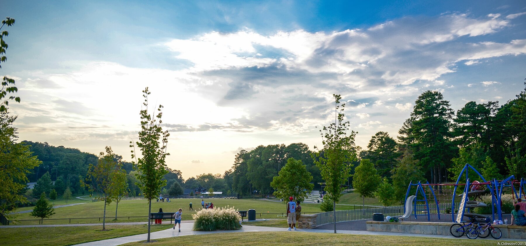 Crestwood Park | Image: Abraham Odrezin | Landscape Architect: Macknally Land Design
