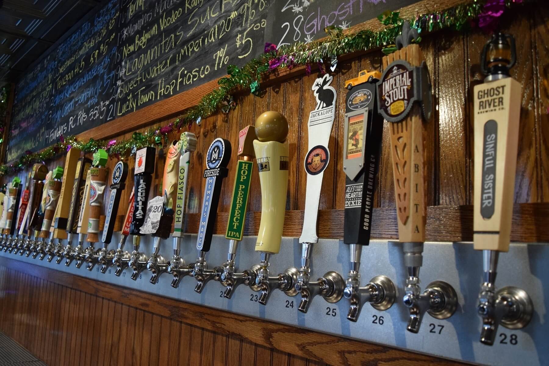 The Casual Pint has 29 craft beers on tap. The Casual Pint has 29 craft beers on tap.