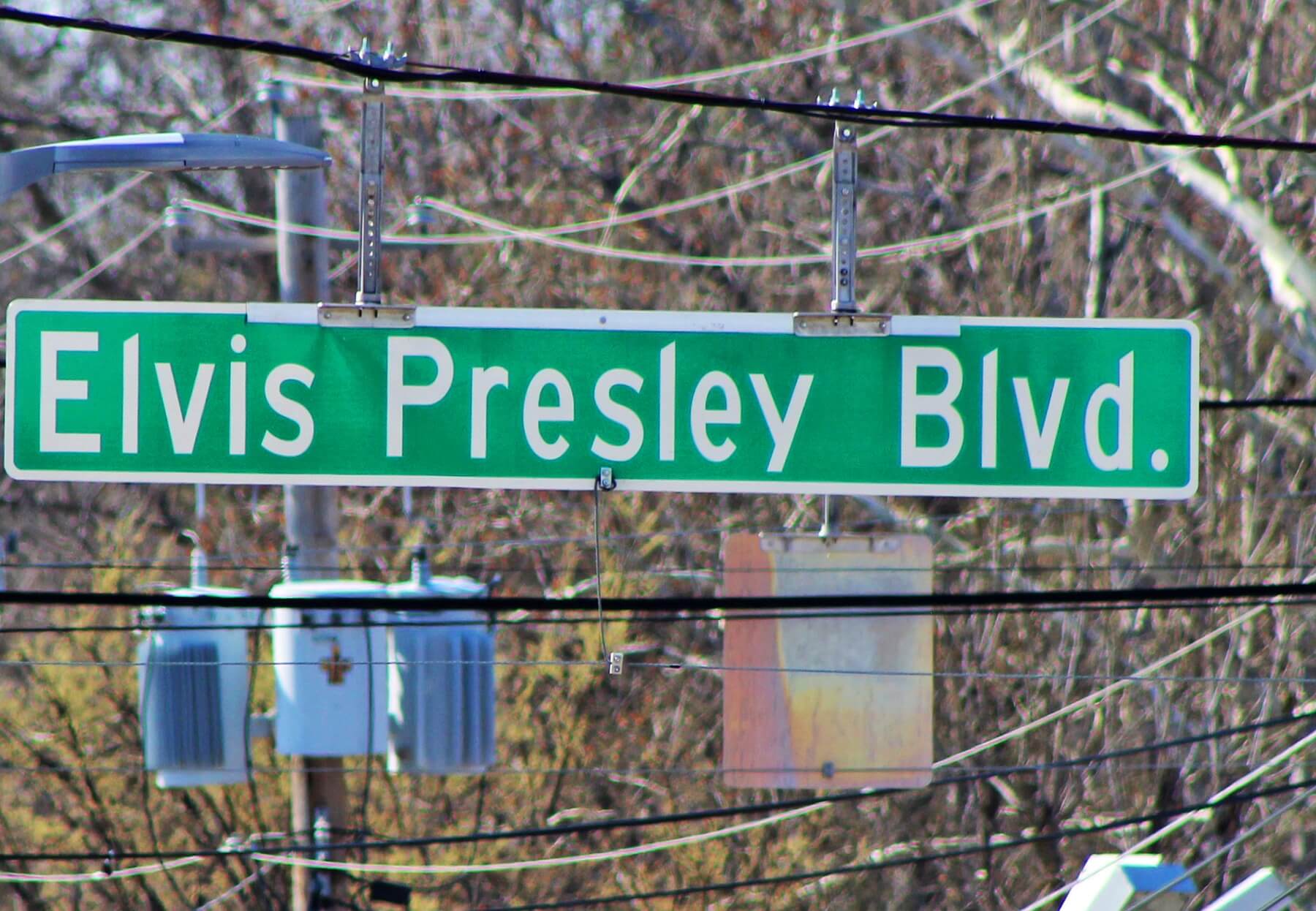 Elvis Presley Boulevard, an affluent thoroughfare during Elvis’ days, is now being revitalized.