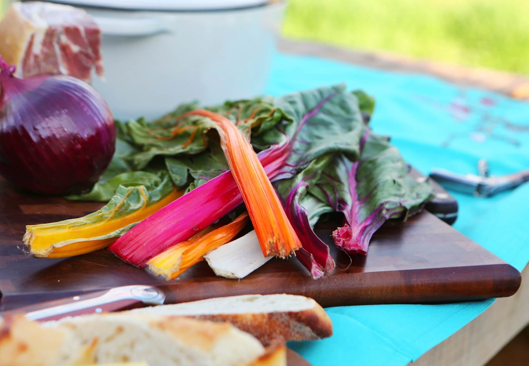 Pack a Picnic and Celebrate Spring!