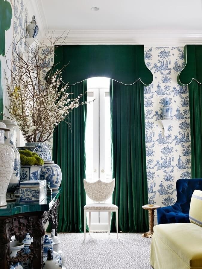 For this show house bedroom, Melanie tackled the design with a “what’s old is new approach.” “We began with the blue willowesque wall covering that had graced the room for 25 years,” she says. “Some would find it an obstacle, but I found the wallpaper to be an opportunity and a nice starting point.” Image: Emily Followill
