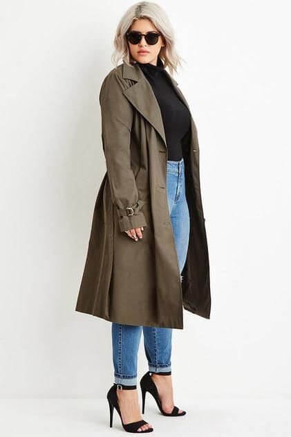 A structured trench that has an A-line flare and tailored collar emphasizes the illusion of a waist for rectangular body types. Image: Teen Vogue 