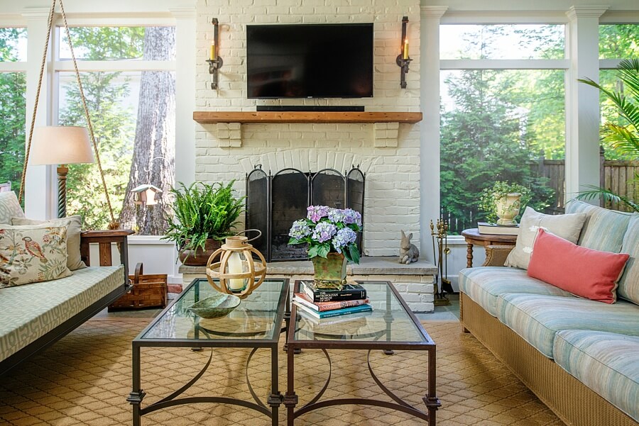 A Southern Porch Perfect for Summer