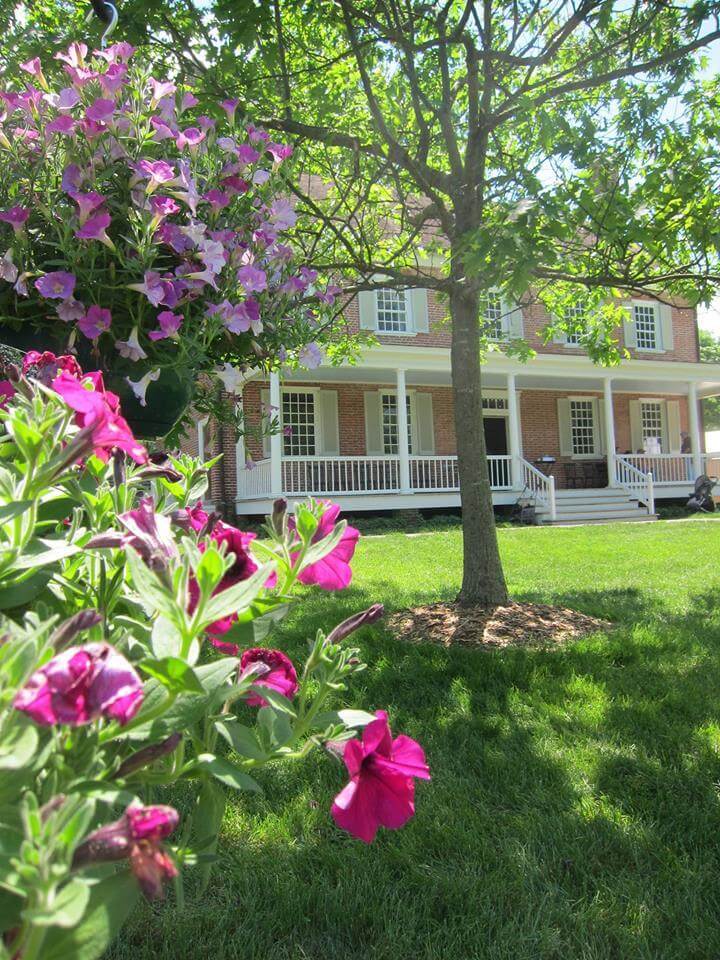 Spend a beautiful day with plants and family on the grounds of historic Locust Grove this Mother's Day Weekend. Image: Locust Grove Spend a beautiful day with plants and family on the grounds of historic Locust Grove this Mother's Day Weekend. Image: Locust Grove