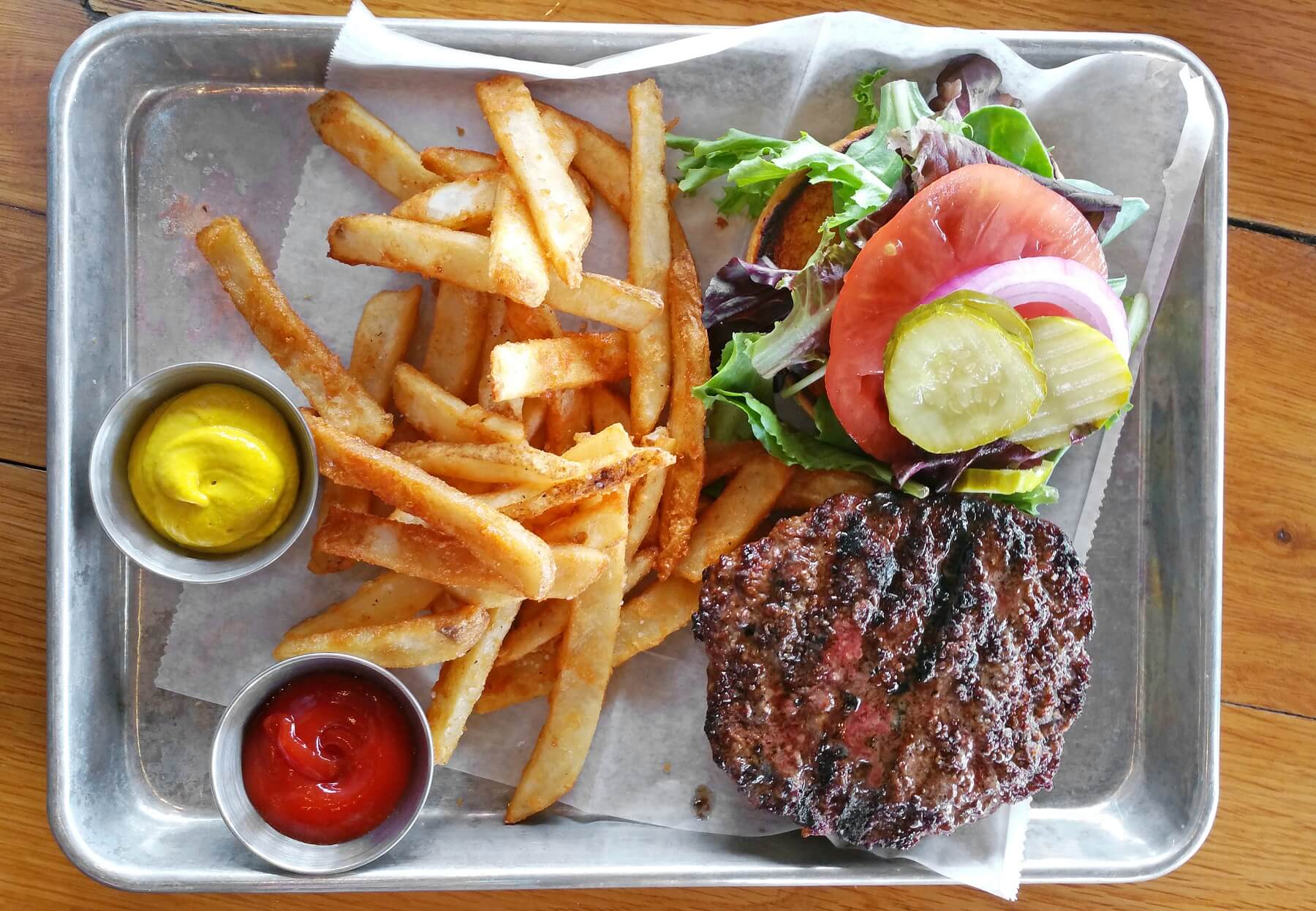 What to Do in Avondale, the "Ham's" Hippest Haven The Common Burger is a 1/2-pound patty cooked to perfection with lettuces, tomato, onion, pickles and smoked mayo.