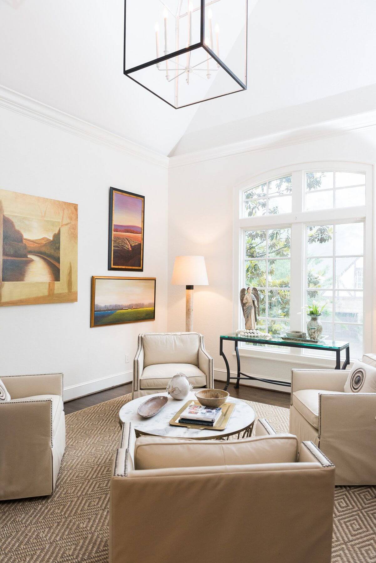 Designer David Lee Walker snapped a pic of the finished room right after the installation. Bernhardt Interiors, who created the beautiful leather chairs, responded to the pic , saying they absolutely loved it and would love to share it! Designer David Lee Walker snapped a pic of the finished room right after the installation. Bernhardt Interiors, who created the beautiful leather chairs, responded to the pic , saying they absolutely loved it and would love to share it!