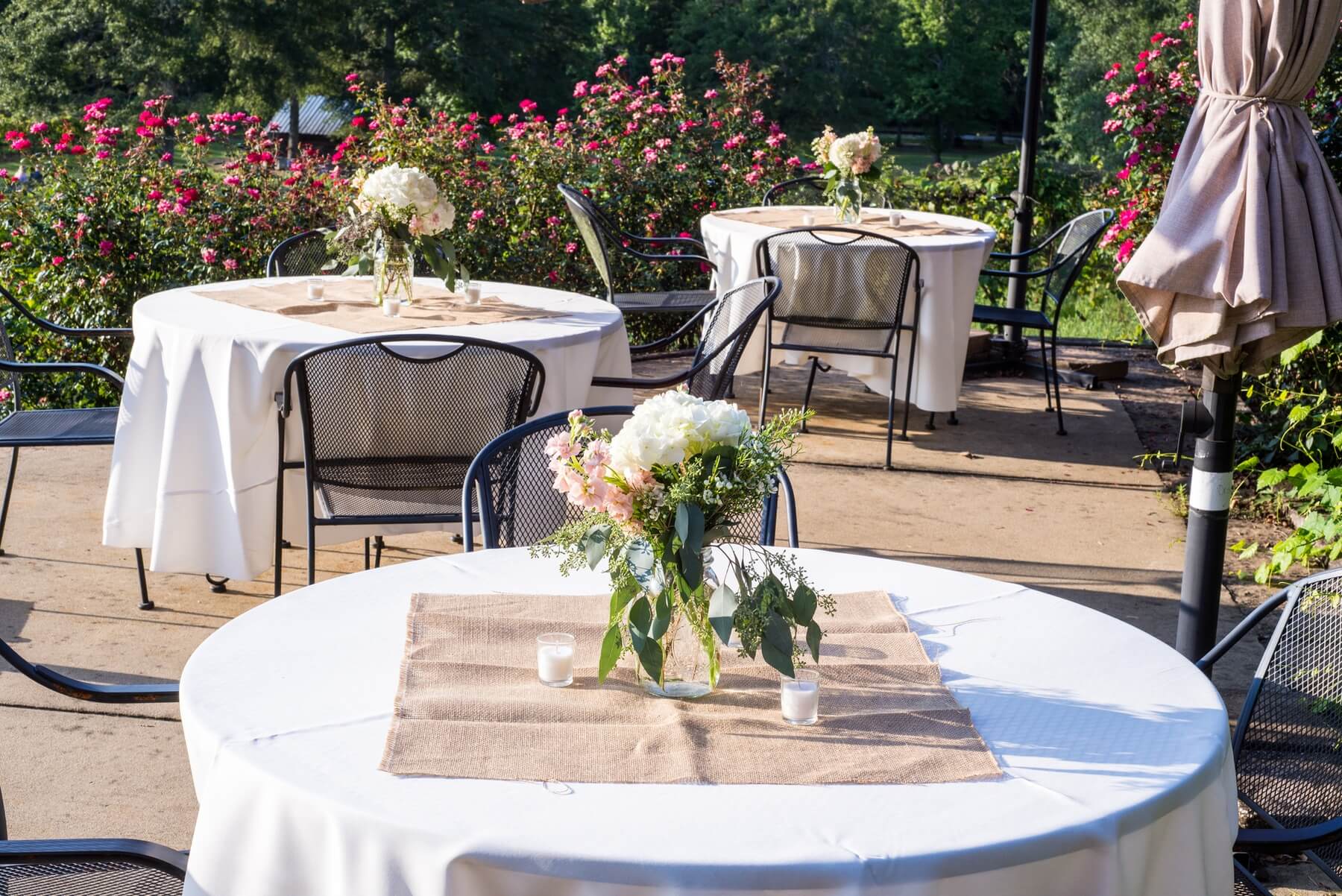 Rustic elegance is both beautiful and charming at <a href="https://www.ozanwine.com/weddings" target="_blank" rel="noopener noreferrer">Ozan Winery</a>. Image: <a href="https://www.borrowedandblue.com/birmingham/weddings/lisa-lewis" target="_blank" rel="noopener noreferrer">Borrowed and Blue </a>