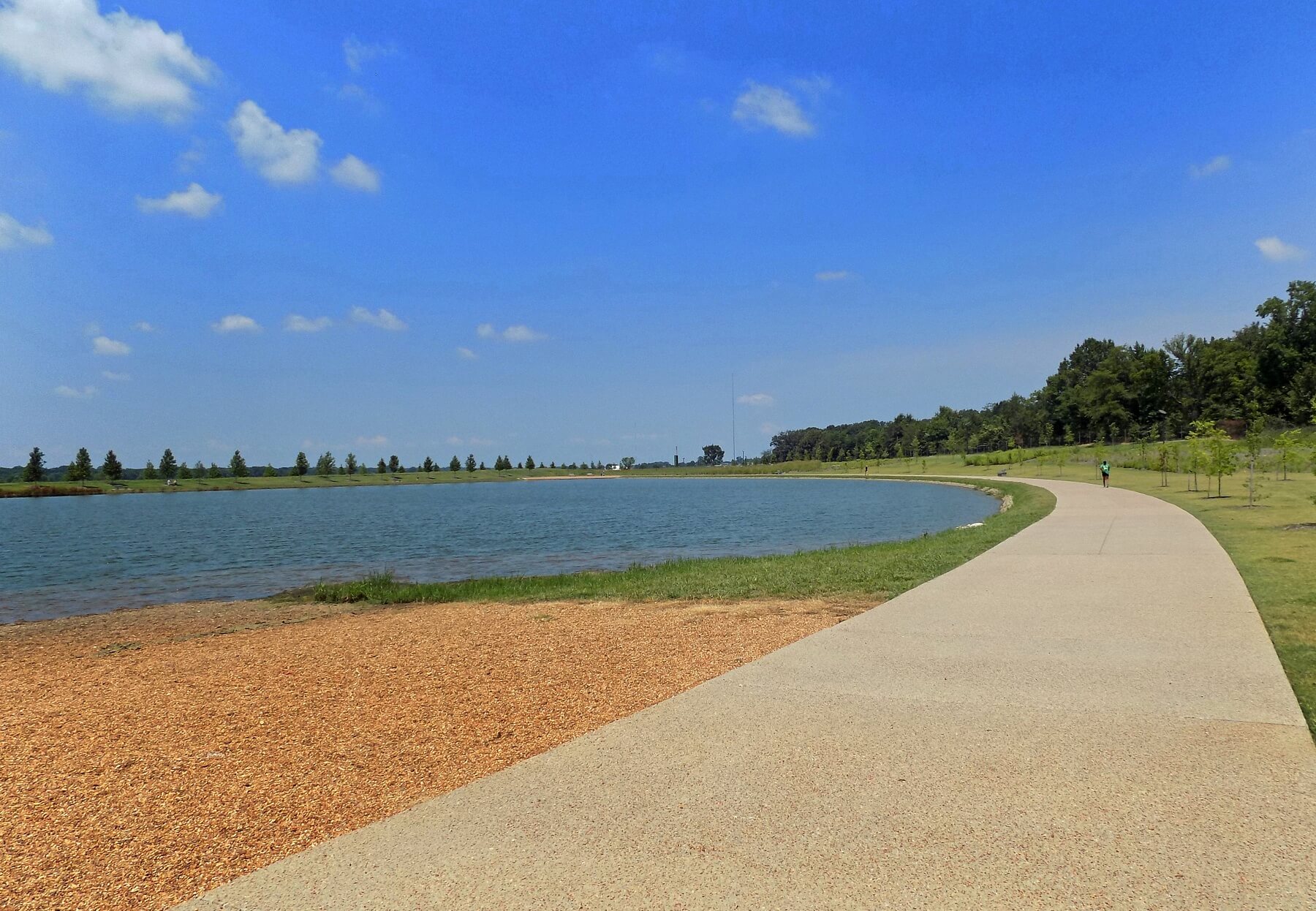 Take in the big blue sky at Shelby Farms Park's bike-friendly Greenline. Take in the big blue sky at Shelby Farms Park's bike-friendly Greenline.